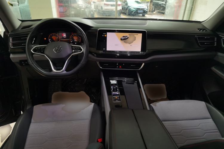 Used Volkswagen Teramont X 2022 330TSI Two-Wheel-Drive Luxury Edition
