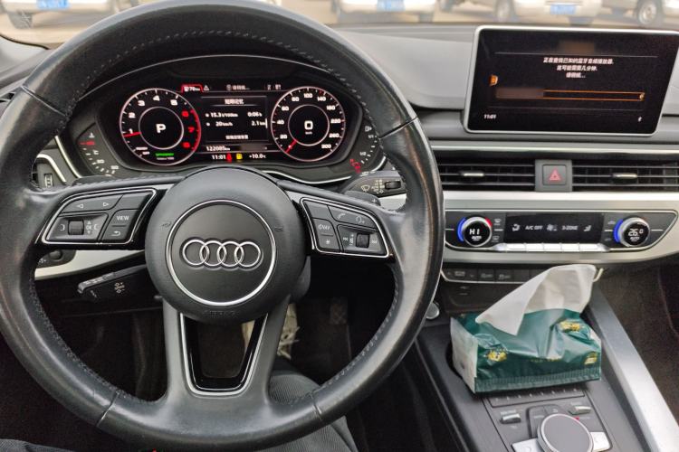 Used Audi A4L 2018 30th Anniversary Edition 40 TFSI Fashion Model