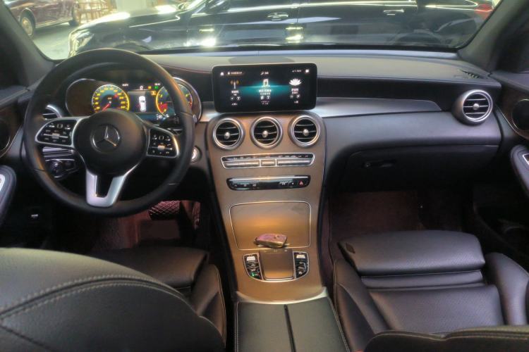 Used Mercedes-Benz GLC 2020 GLC 260 L 4MATIC Luxury Model