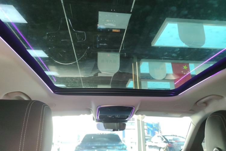 Used Land Rover Range Rover Velar 2021 P250 model
