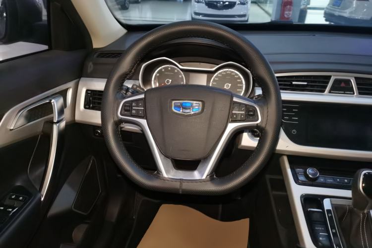 Used Geely Auto Emgrand X7 Sport 2018 1.8TD Automatic Two-Wheel Drive Zhiya Model
