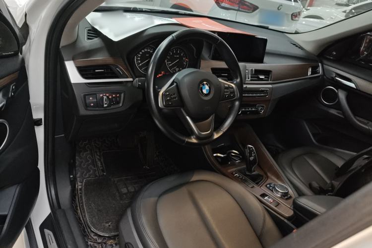 Used BMW X1 2018 sDrive18Li Luxury Model
