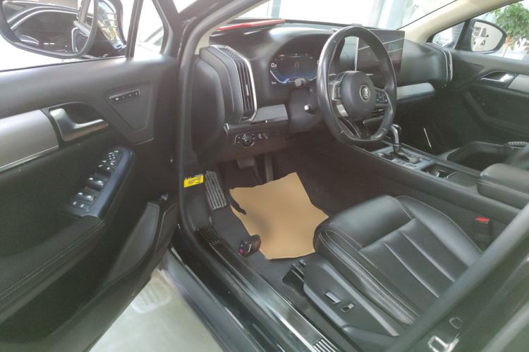 Used BYD Tang 2018 2.0T Automatic SmartConnect Prestige 7-Seater China V Standard
