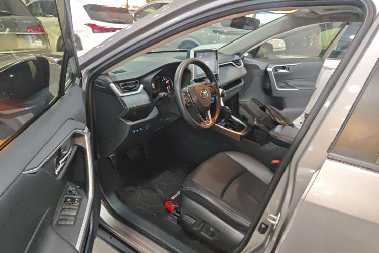 Used Toyota RAV4 2020 2.0L CVT Two-Wheel Drive Fashion Edition
