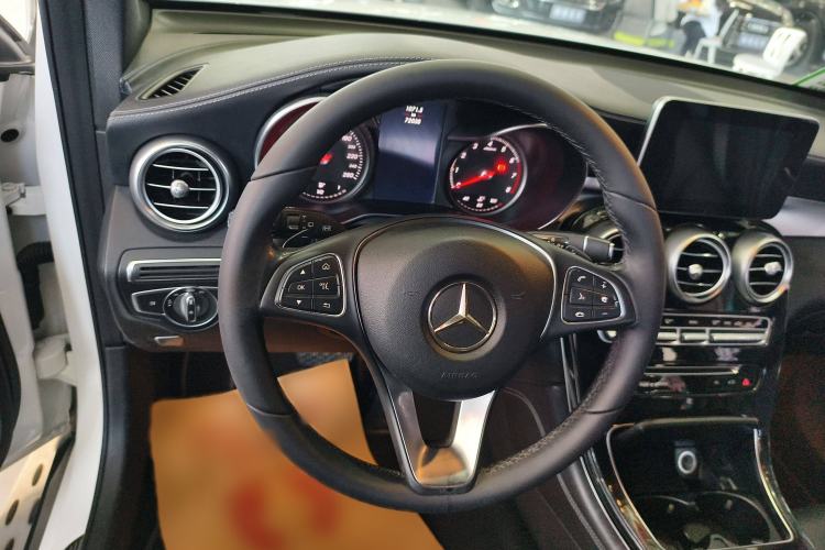 Used Mercedes-Benz GLC 2017 GLC 260 4MATIC Dynamic Edition