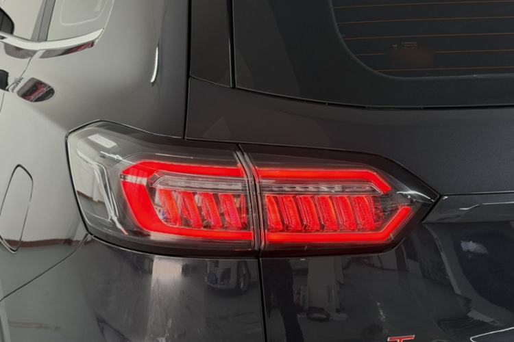 Used Chery Tiggo 8 PLUS 2024 Champion Edition 290TGDI DCT Deluxe Version 5-Seater
