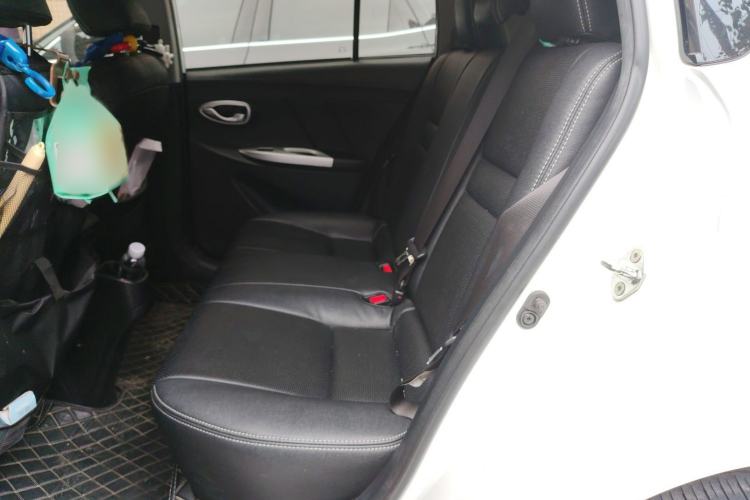 Used Toyota YARiS L 2019 1.5E CVT Dynamic Edition China VI compliant
