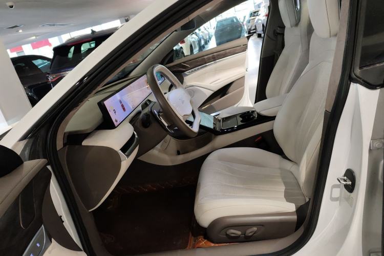 Used IM L7 2022 Dynamic Model
