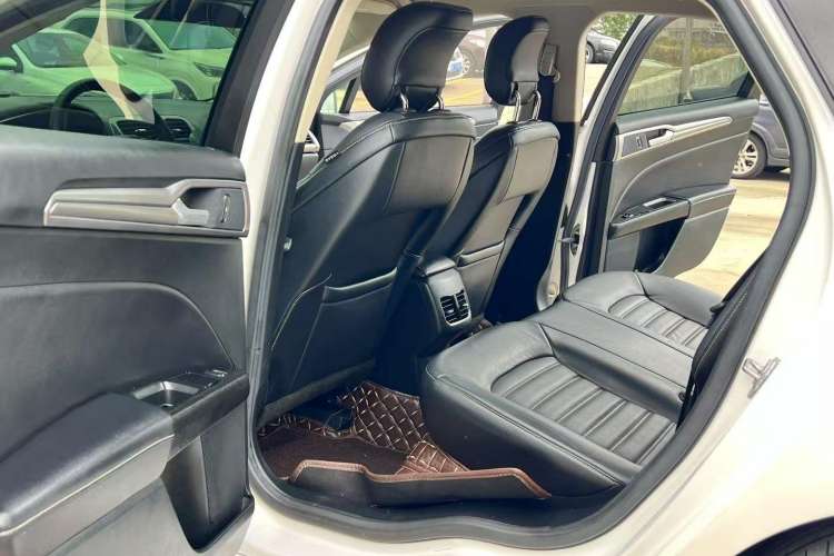 Used Ford Mondeo 2017 EcoBoost 180 Stylish Model
