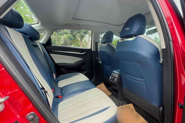 Used Changan Eado 2021 PLUS Blue Whale NE 1.4T GDI DCT Flagship Model
