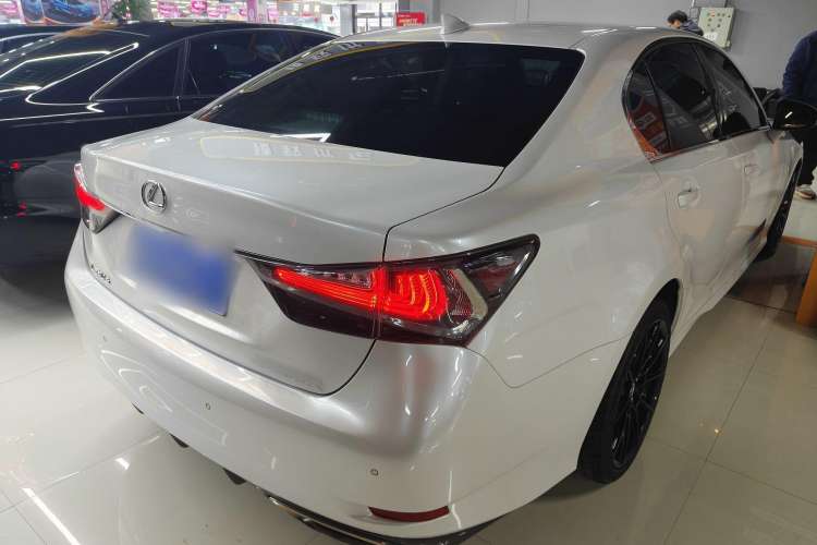 Used Lexus GS 2016 200T Leading Edition
