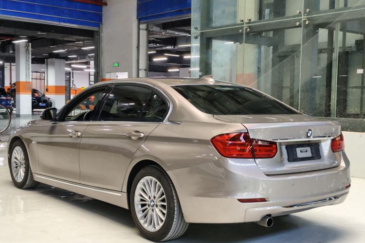 Used BMW 3 Series 2015 320Li Luxury Design Package
