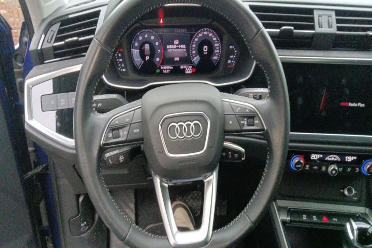 Used Audi Q3 2019 35 TFSI Advanced Dynamic Edition
