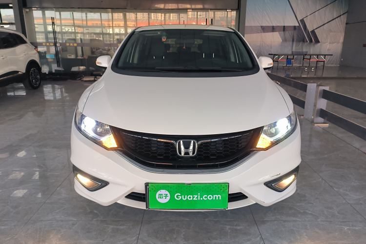 Used Honda Jade 2013 1.8L automatic Comfort version 5 seats
