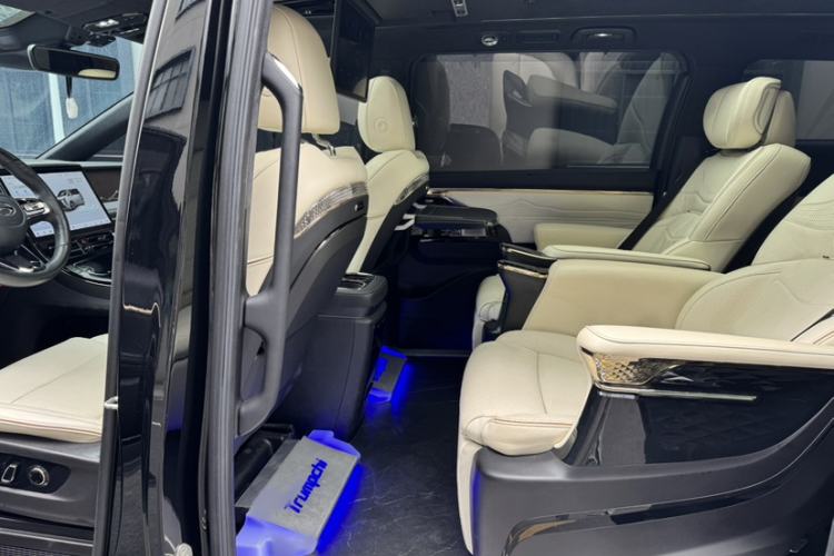 Used GAC Trumpchi M8 2023 Zongshi Series 400T Flagship Edition
