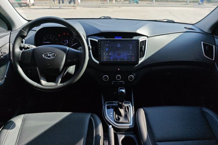 Used Hyundai ix25 2015 1.6L Automatic Two-Wheel Drive Smart GLS Trim
