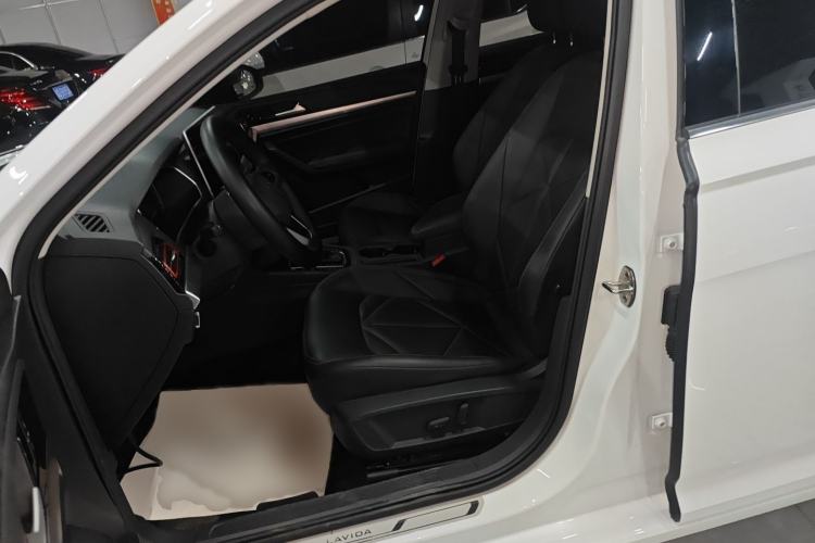 Used Volkswagen Lavida 2023 300TSI DSG Starry Sky Leading Edition
