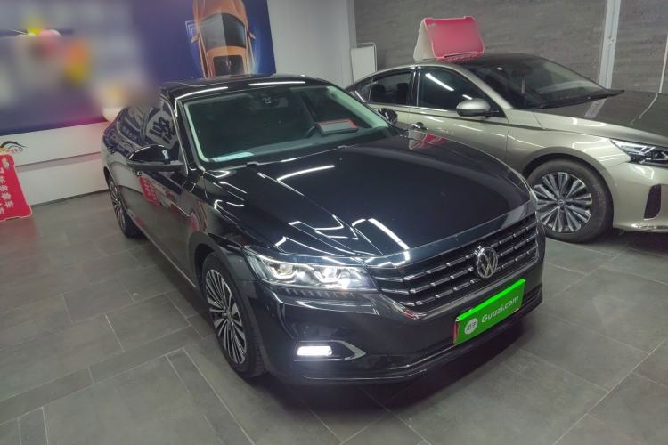 Used Volkswagen Passat 2019 330TSI Luxury Edition China VI Standard