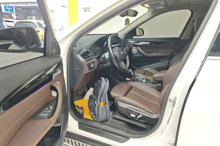 Used BMW X1 2022 sDrive25Li Leading Model
