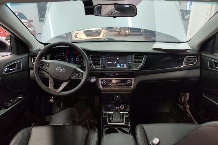 Used Hyundai Mistra 2016 1.8L Automatic Smart GLS