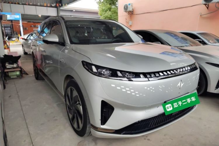 Used  eπ008 2024 210Max Range-Extended Version 6 Seats
