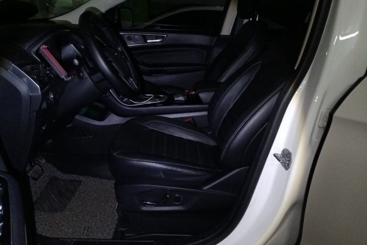 Used Ford Edge 2015 2.0T GTDi Two-Wheel-Drive High-Line Version