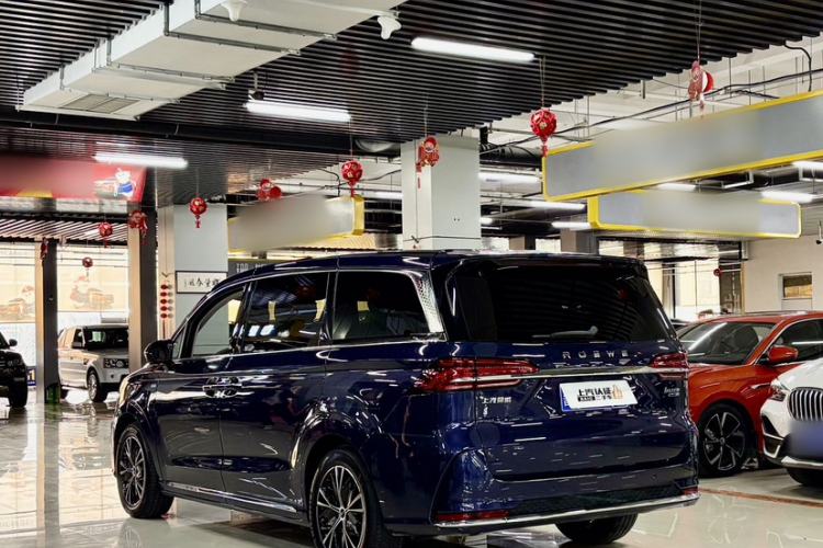 Used Roewe iMAX8 2023 400TGI Comfort Edition
