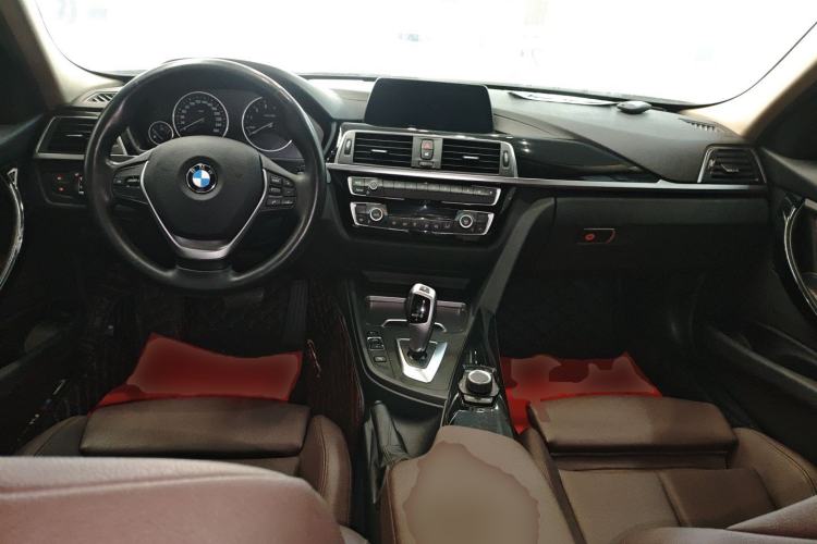 Used BMW 3 Series 2018 320Li Fashion Model
