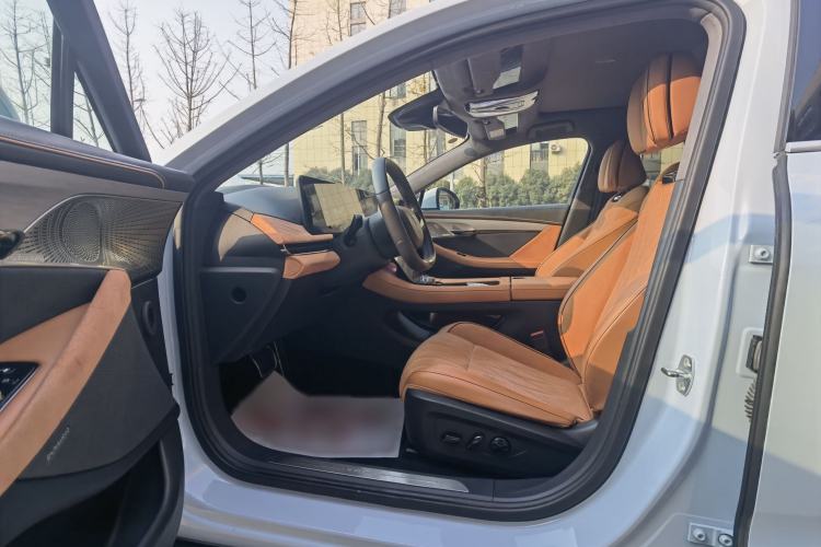 Used VOYAH PASSION 2023 Four-Wheel Drive Flagship Edition
