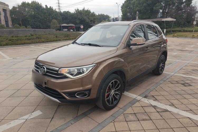 Used FAW Senya R7 2016 1.6L manual luxury version