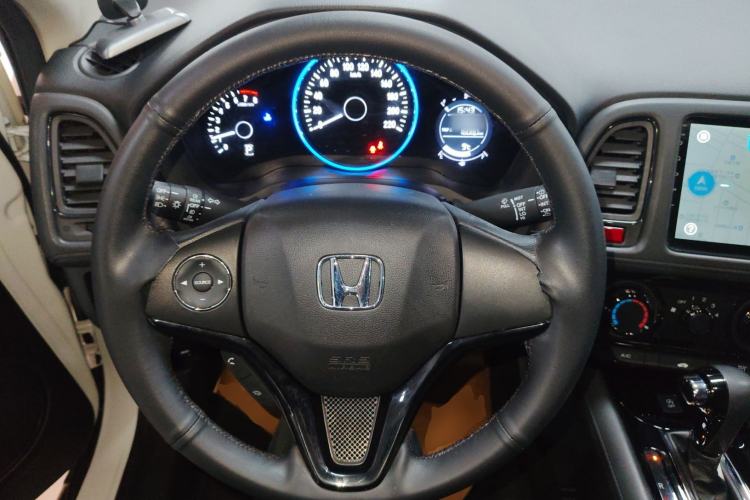 Used Honda Vezel 2017 1.8L CVT Front-Wheel Drive Pioneer Edition
