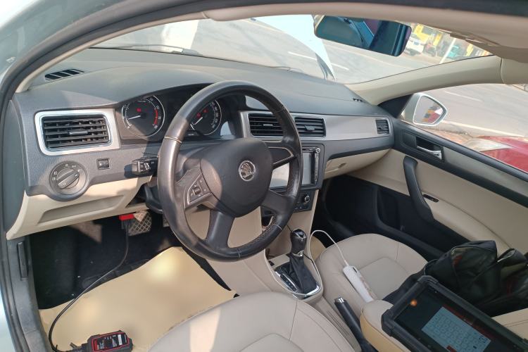 Used Skoda Rapid 2013 1.6L Automatic Preferred Model
