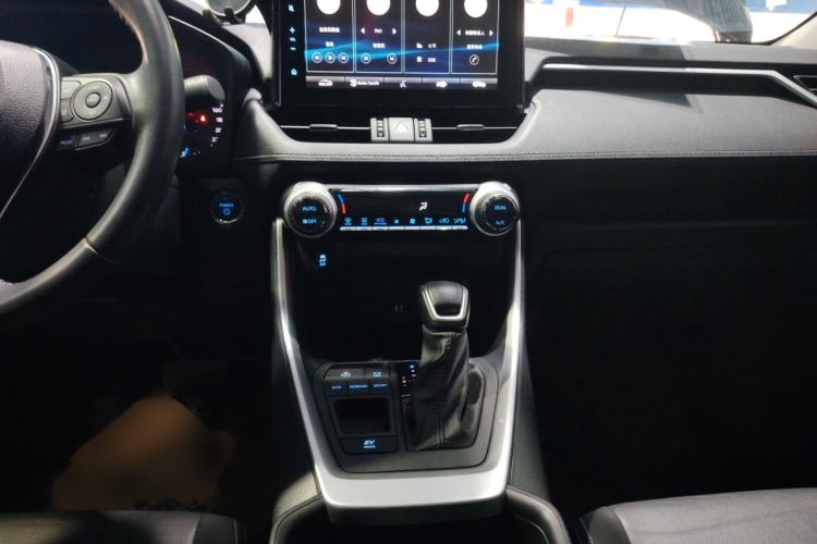 Used Toyota Wildlander 2022 Dual-Engine 2.5L E-CVT Two-Wheel Drive Luxury PLUS Edition
