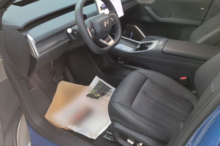 Used ONVO L60 2024 60 kWh Rear-Drive Version