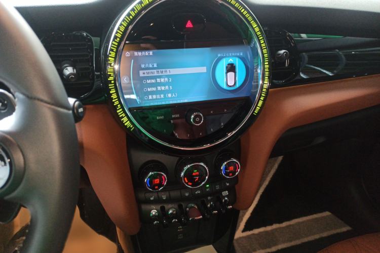 Used  MINI 2023 Facelift 2.0T COOPER S Artist Five-Door Edition