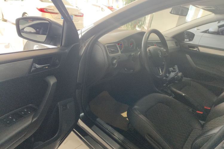 Used Skoda Rapid 2019 1.5L Automatic Comfort Edition China VI Standard