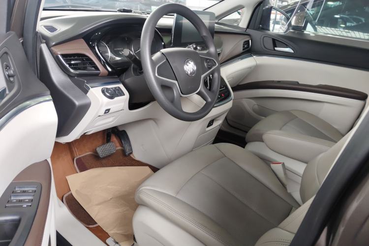 Used Buick GL8 2021 Land Cruiser Executive Class 652T Comfort Model