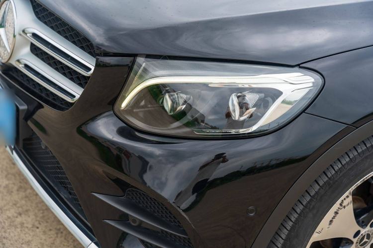 Used Mercedes-Benz GLC 2018 Refreshed GLC 300 4MATIC Dynamic Edition