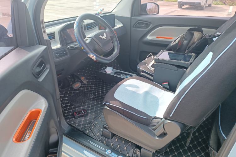 Used Wuling Hongguang MINIEV 2021 Macaron Fashion Edition Lithium-Ion Battery