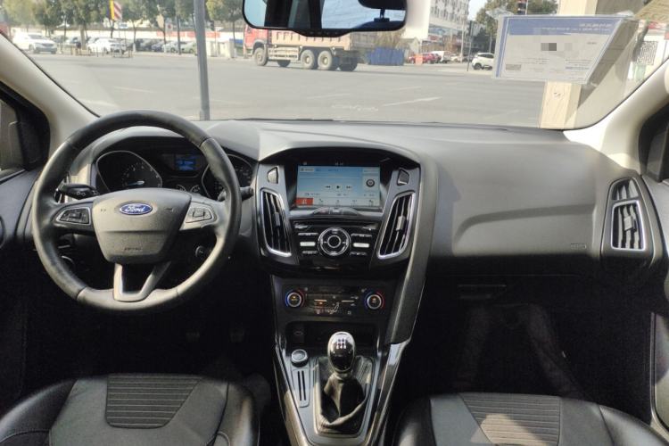 Used Ford Focus 2017 Hatchback 1.6L Manual Fashion Edition SmartDrive Version