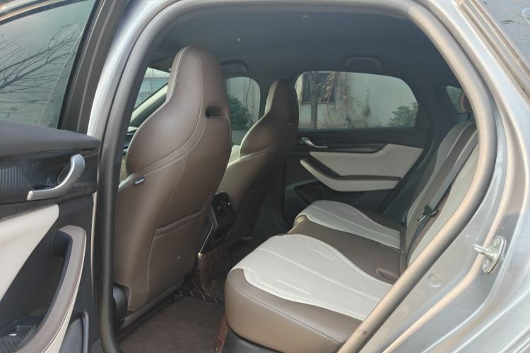 Used BYD Qin PLUS 2024 HONOR Edition DM-i 55KM Leading Model
