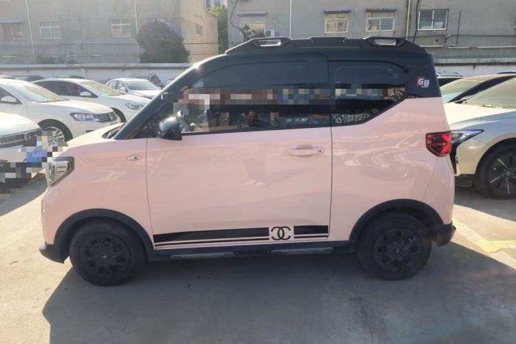Used Wuling Hongguang MINIEV 2022 GAMEBOY 200km Gaming Edition with Lithium Iron Phosphate
