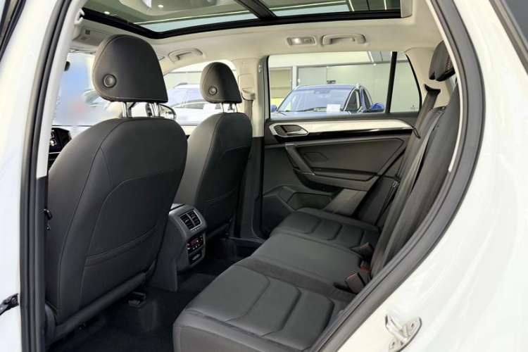 Used Volkswagen Tayron 2021 330TSI Two-Wheel-Drive 3rd Anniversary Limited Edition
