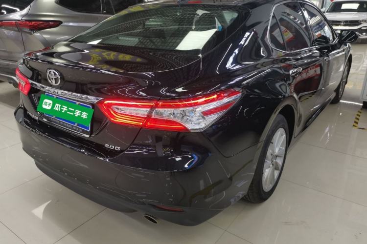Used Toyota Camry 2021 2.0G Luxury Edition