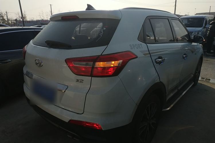 Used Hyundai ix25 2016 1.6T Dual-Clutch Two-Wheel Drive Smart GLS Model
