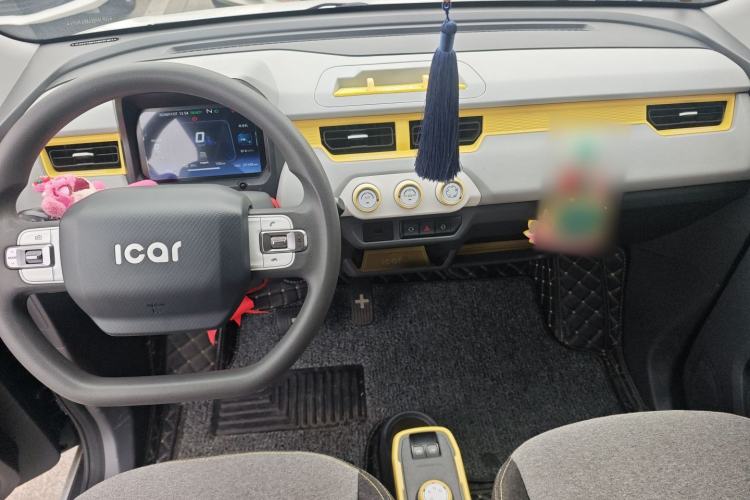 Used Chery QQ Ice Cream 2022 170km Sundae Phosphate Lithium-Ion