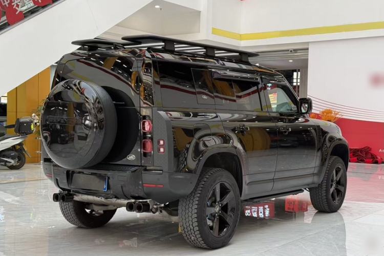 Used Land Rover Defender 2023 Facelift 110 3.0T P400 Dark Edition