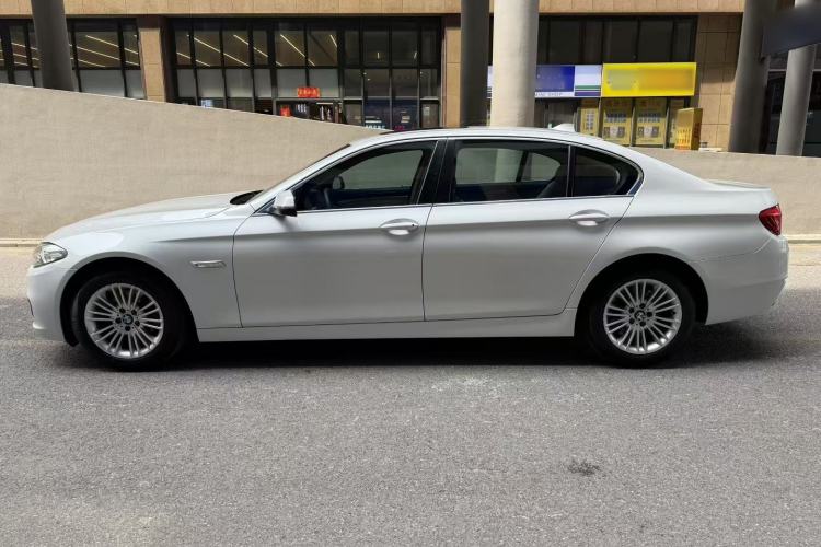 Used BMW 5 Series 2014 525Li Leading Model
