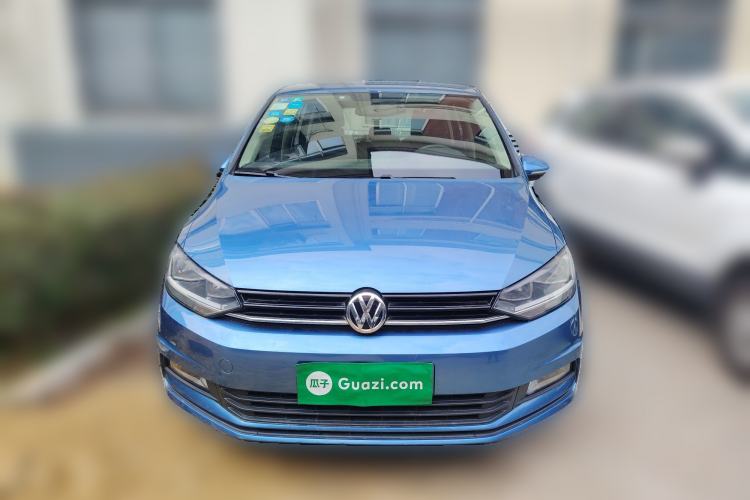 Used Volkswagen Touran 2016 Volkswagen Touran L 280TSI Manual Trend Edition
