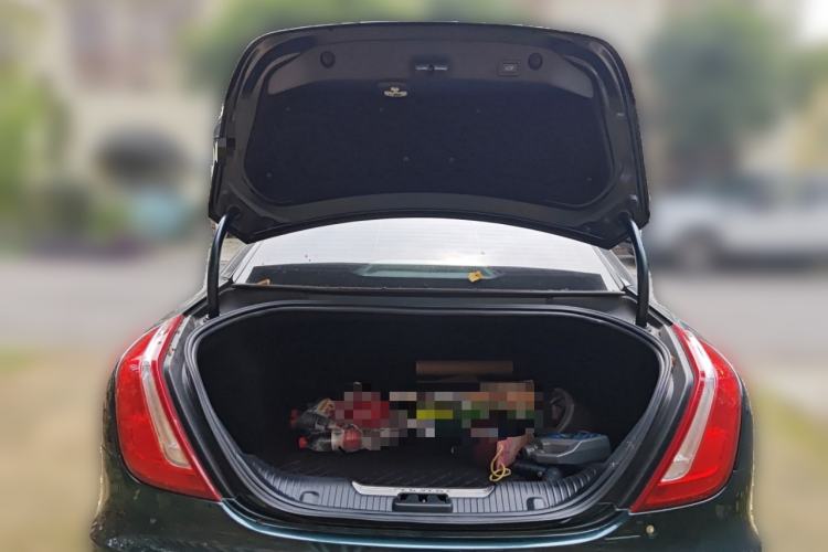 Used Jaguar XJ 2018 XJL 3.0 SC Two-Wheel-Drive Elegant Business Edition
